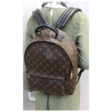 lv palm spring mm vs pm